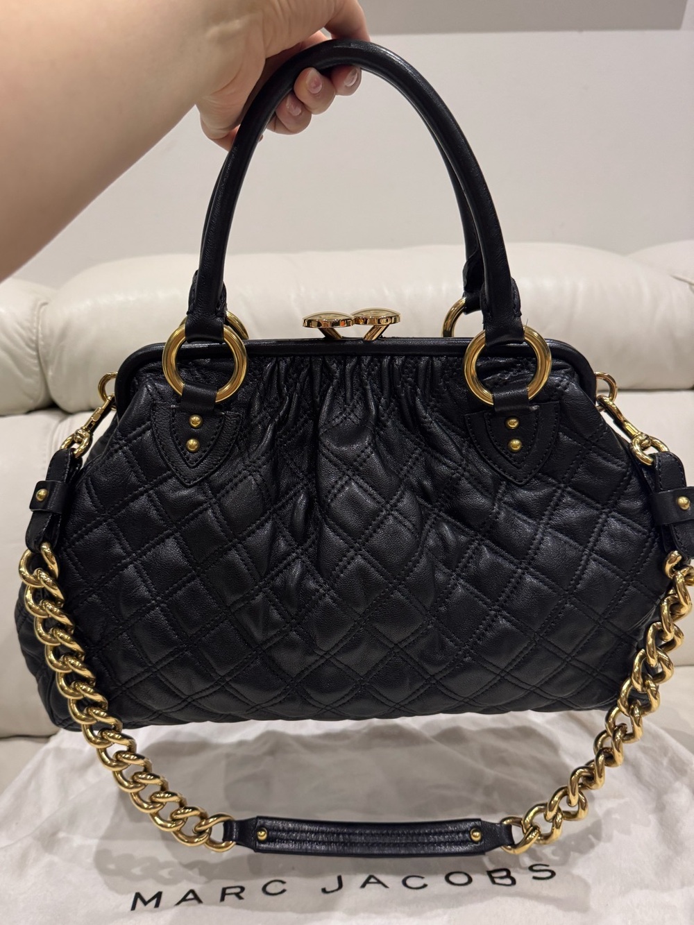 [Authentic] Marc Jacobs Classic Large Stam Bag in Black and Gold Hardware